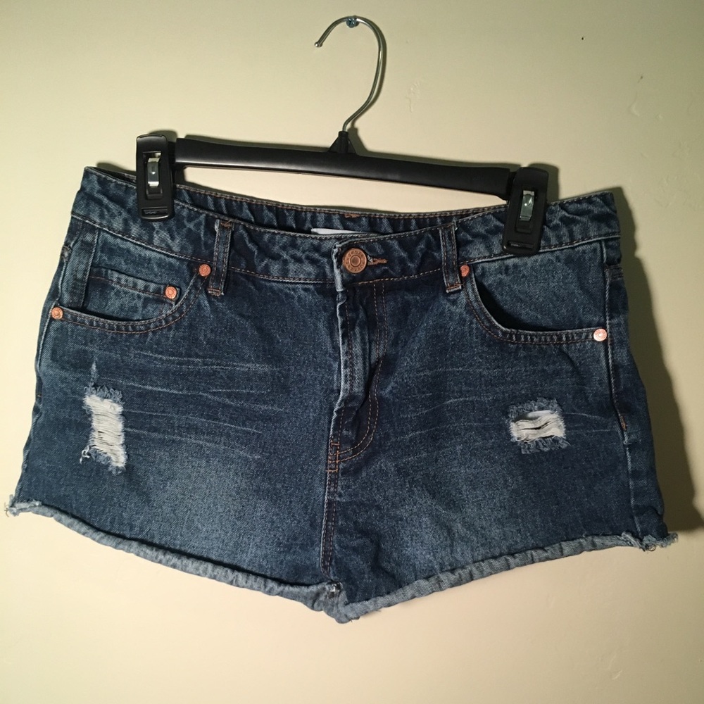 Refuge shorts